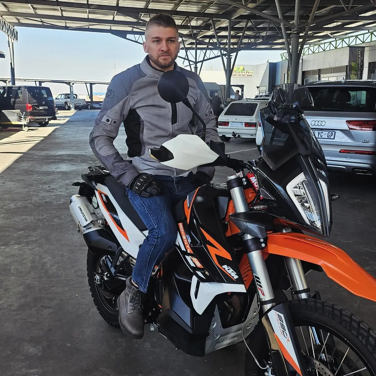 Photo by Jean Claude Murphy: Unleashing the power of adventure with the KTM 890 Adventure!