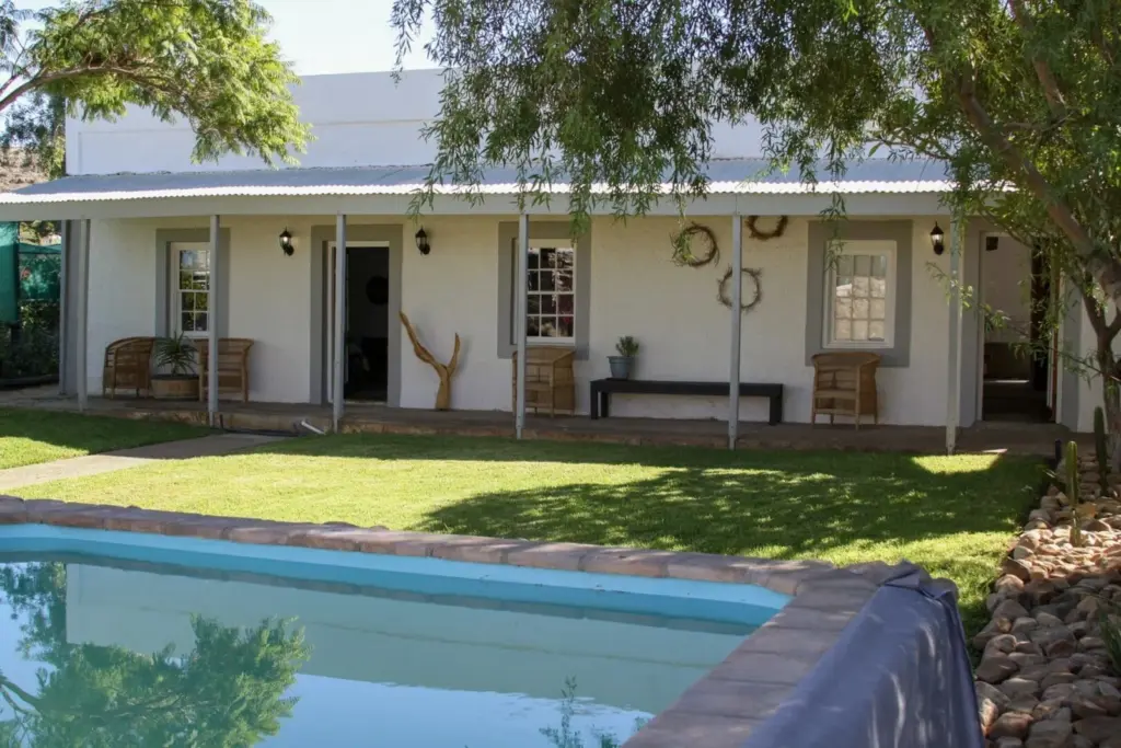Self-Catering Cottage, Swartberg Hotel